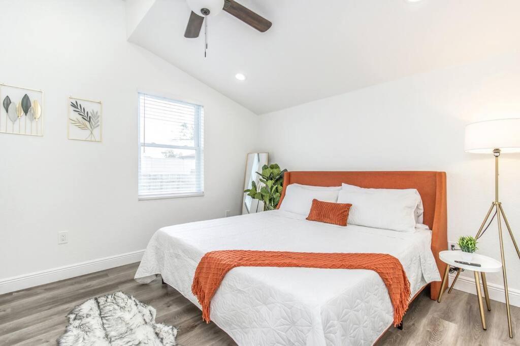 2Br Spacious House In Heart Of West טאמפה מראה חיצוני תמונה
